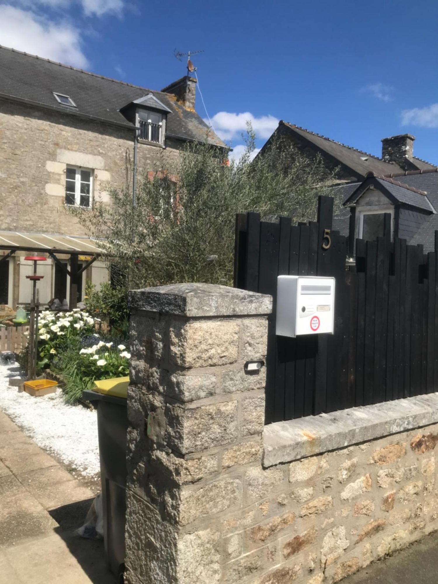 Charmante Maisonnette Proximite Cite Medievale Et Bords De Rance Динан Экстерьер фото